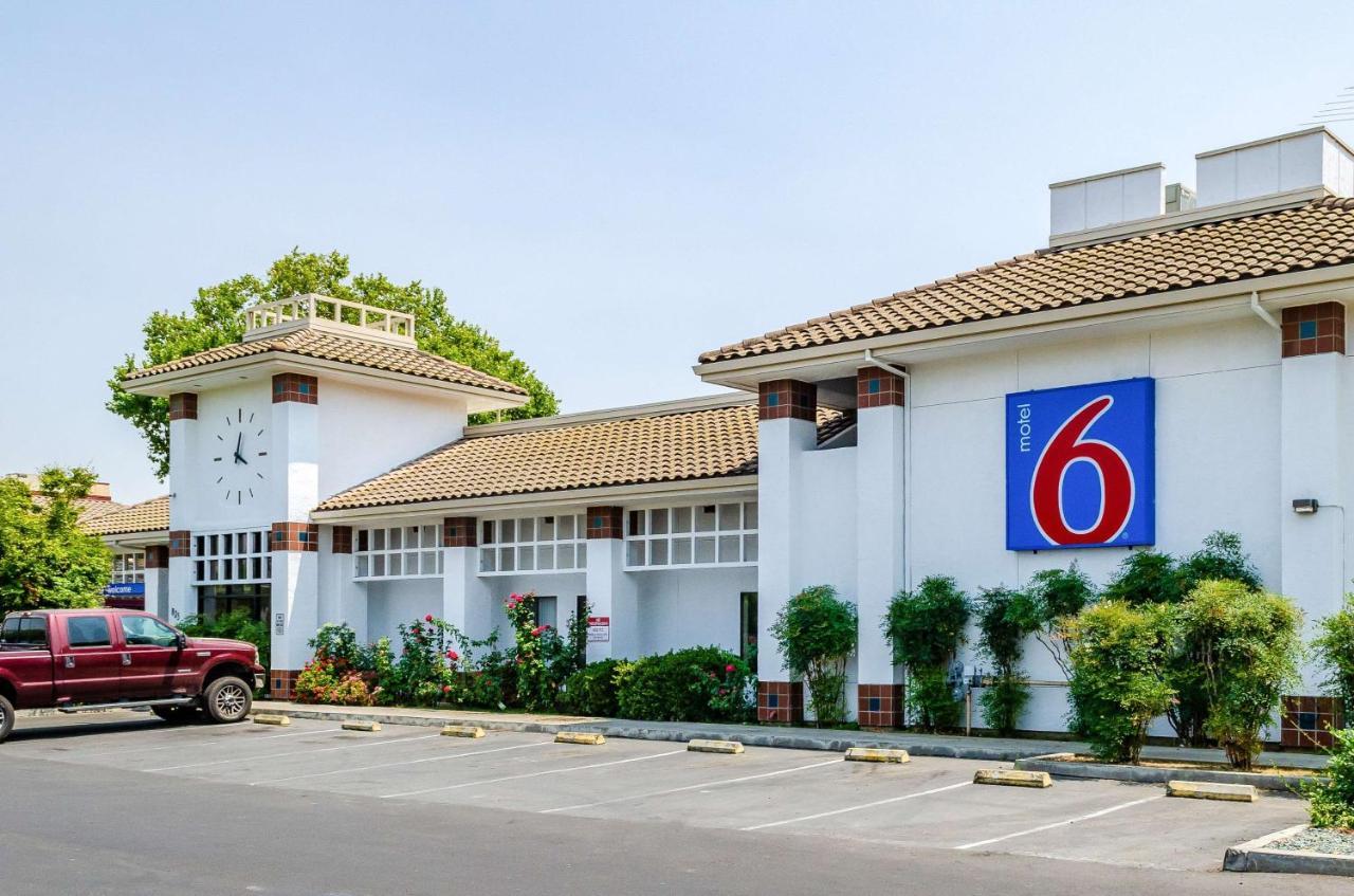 Motel 6 Oakdale, Ca ภายนอก รูปภาพ