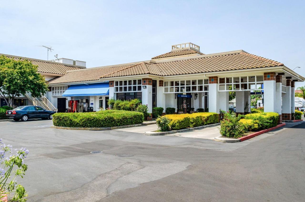 Motel 6 Oakdale, Ca ภายนอก รูปภาพ