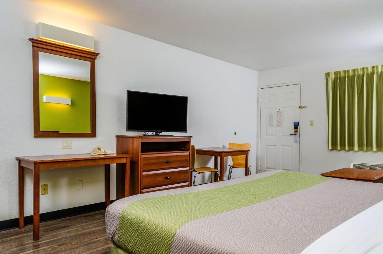 Motel 6 Oakdale, Ca ภายนอก รูปภาพ