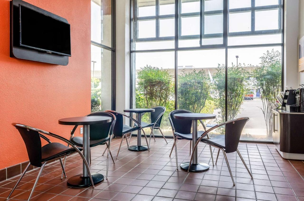 Motel 6 Oakdale, Ca ภายนอก รูปภาพ