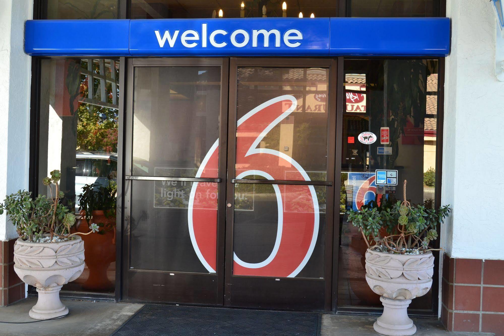 Motel 6 Oakdale, Ca ภายนอก รูปภาพ