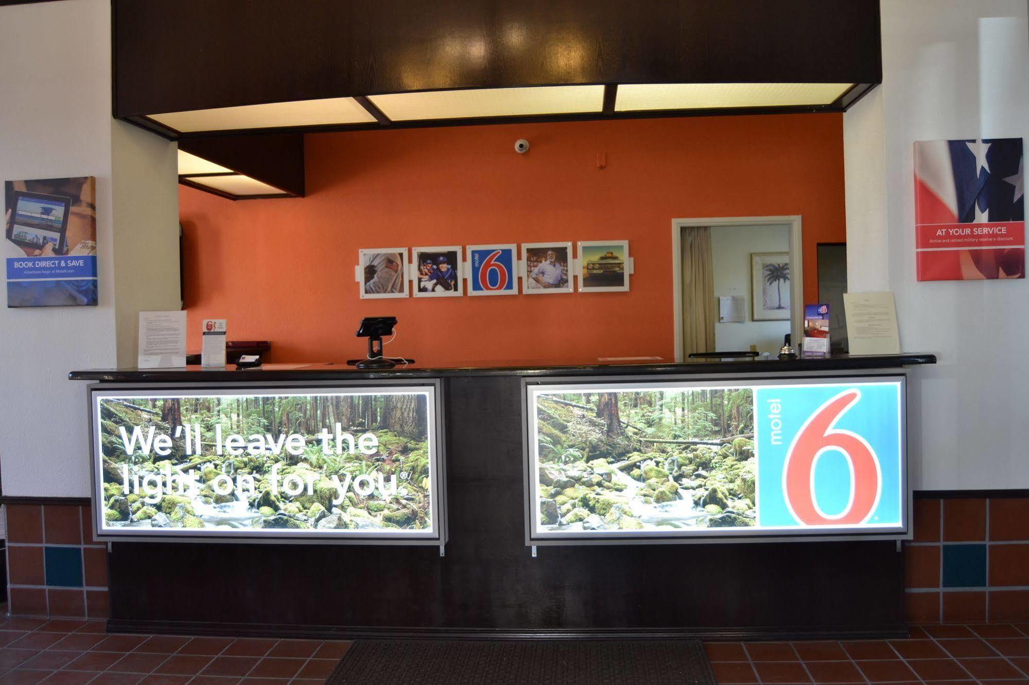 Motel 6 Oakdale, Ca ภายนอก รูปภาพ