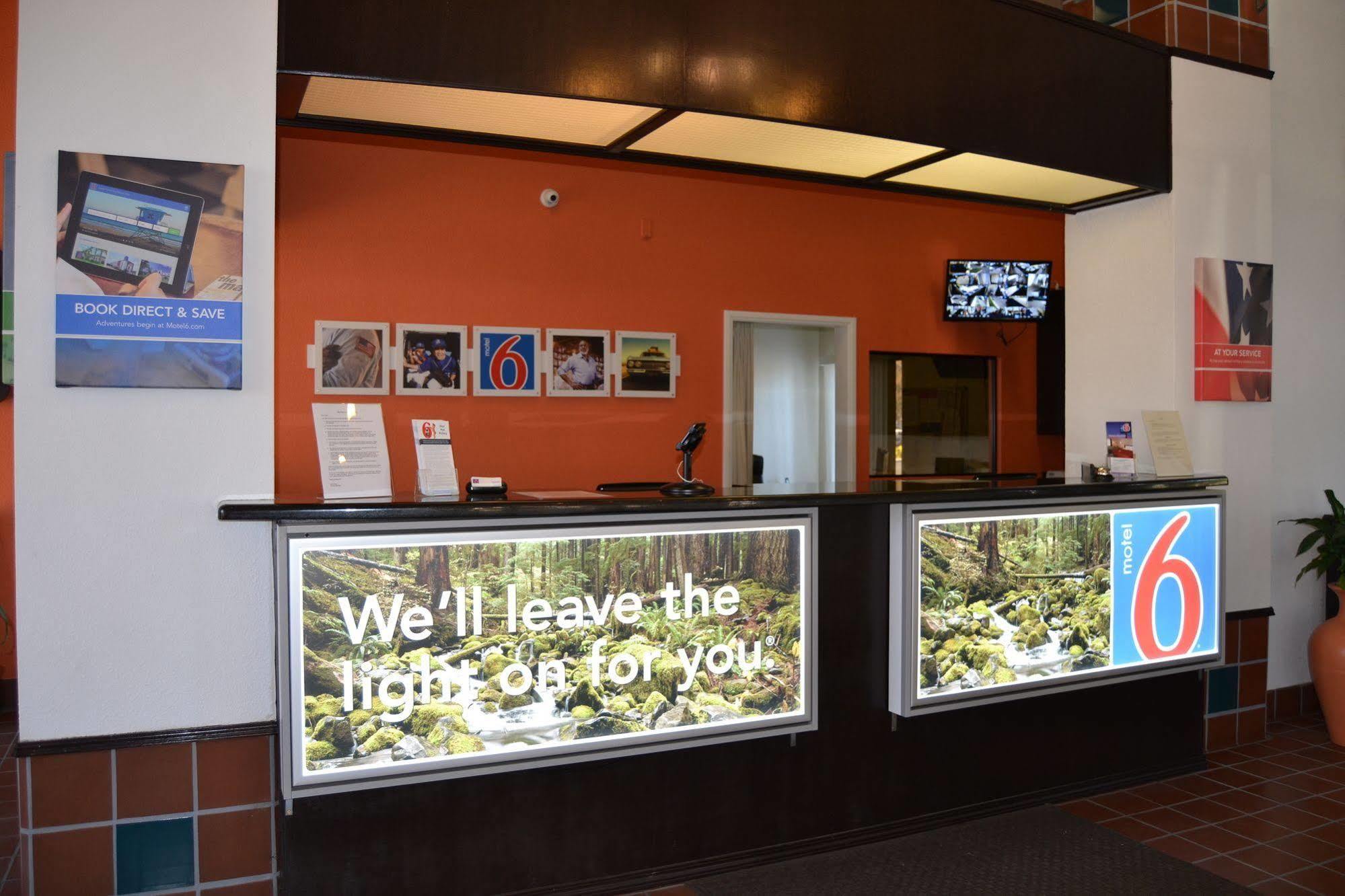 Motel 6 Oakdale, Ca ภายนอก รูปภาพ