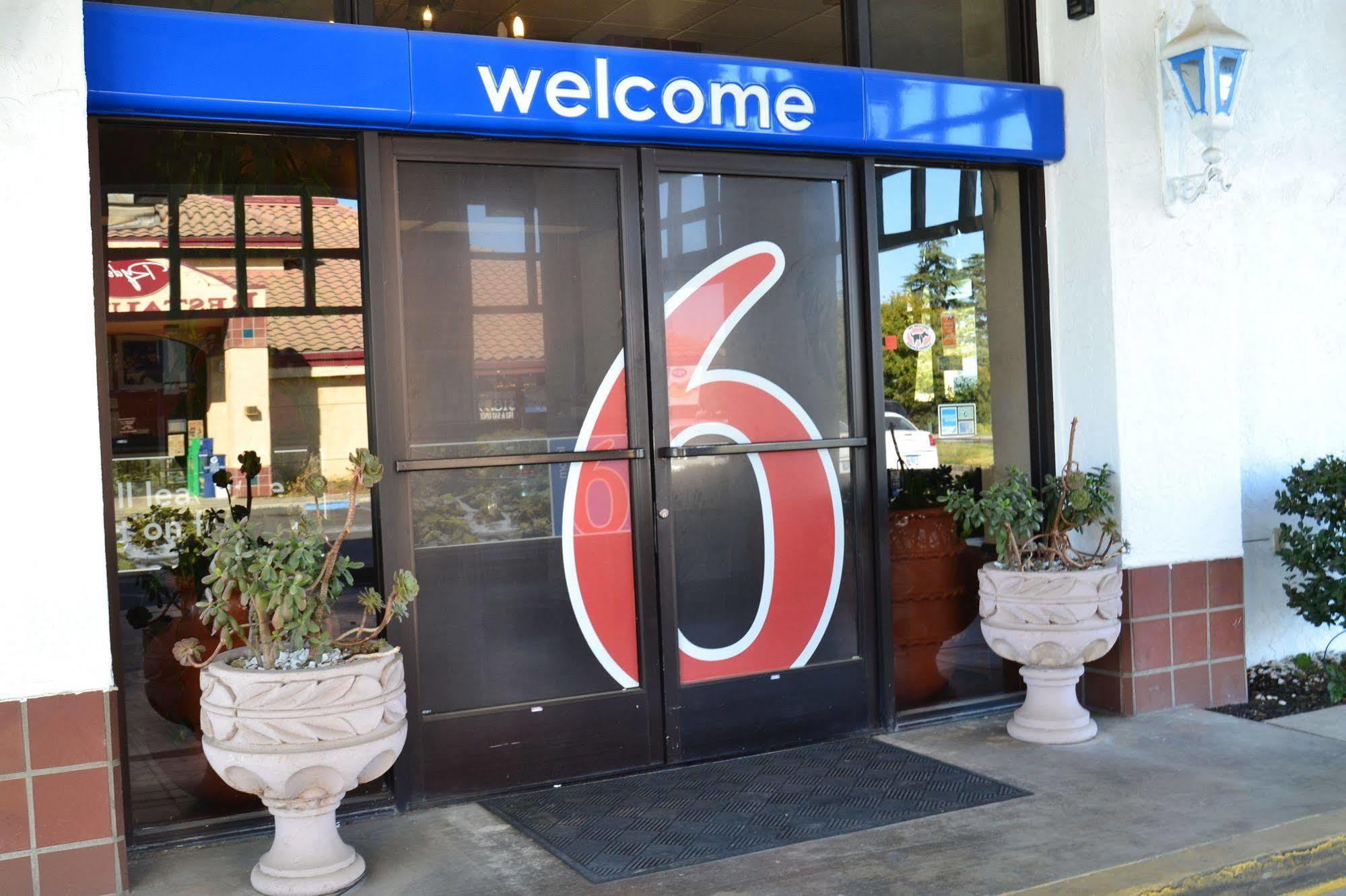 Motel 6 Oakdale, Ca ภายนอก รูปภาพ