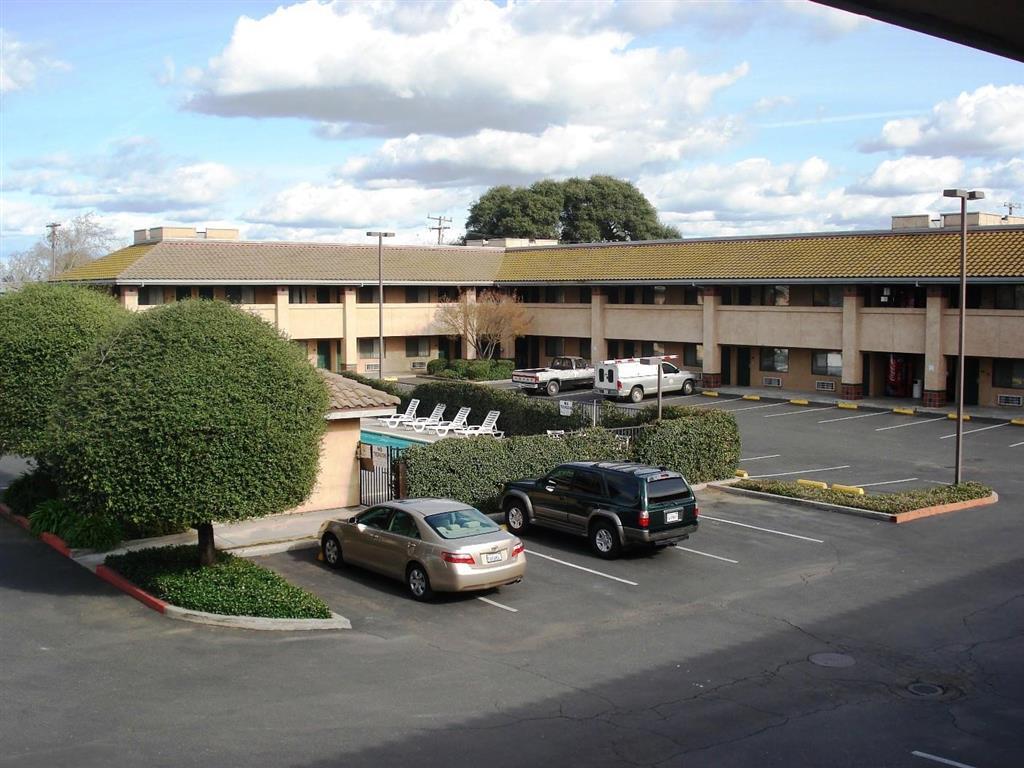 Motel 6 Oakdale, Ca ภายนอก รูปภาพ